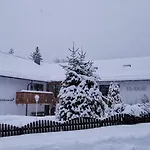 - Der Berghof Gæstehus 3*