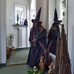 - Der Berghof