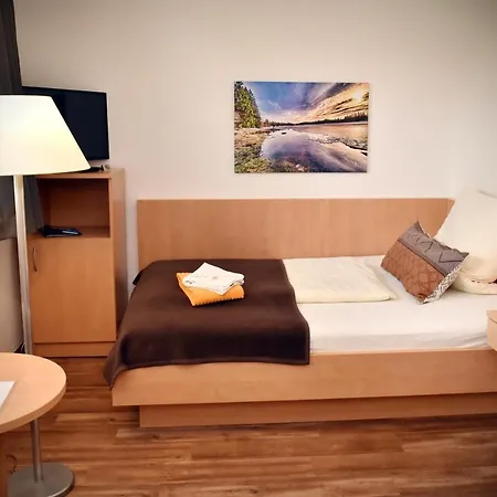 德伯格霍夫旅馆 招待所 布劳恩拉格