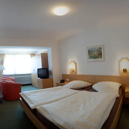 - Der Berghof
