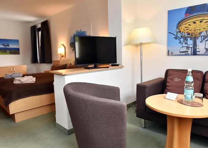 - Der Berghof 3*