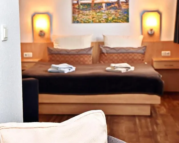 - Der Berghof 3*